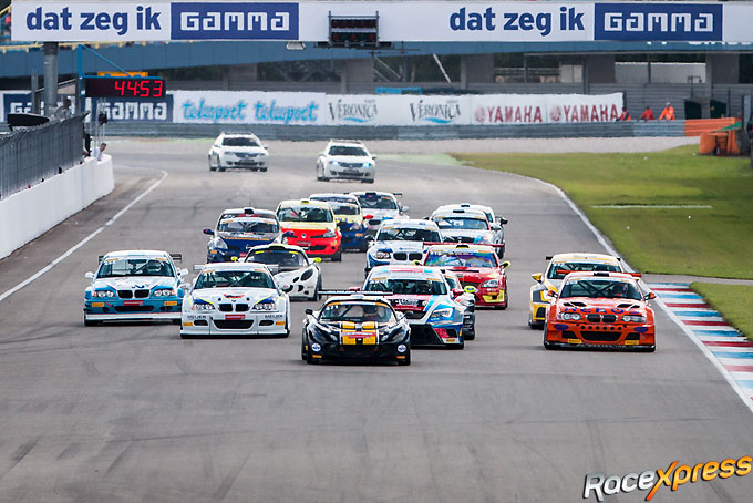 Start Priscilla Speelman Jan van der Kooi Lotus aan kop